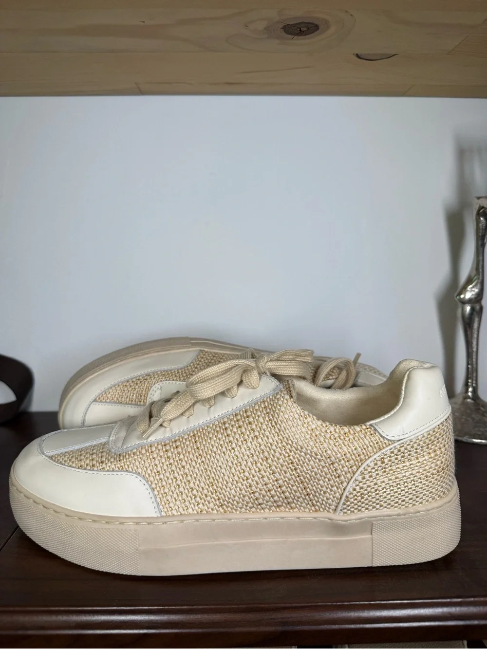 AEROSOLES women’s Beige Woven Platform Sneaker size 10
